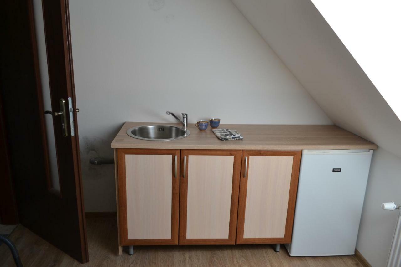 Apartmany Alex S Bazenom Kalonda エクステリア 写真